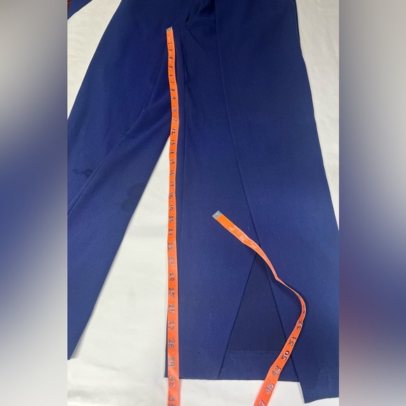 TAHARI Navy blue double V neckline sleeveless jumpsuit size 4. - Picture 16 of 16